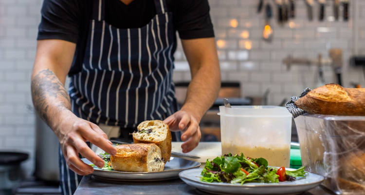 Cómo ser cocinero a domicilio