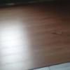 Colocando suelo laminado