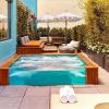 PATIO CON PISCINA