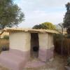 decoracion de una cabaña de barro