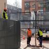 Instalación de suplemento de cierre sobre puerta basculante.