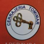 Tomás